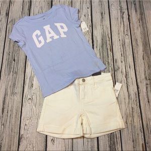 Gap Girls 6 or 7 Logo Shirt & White Shorts Outfit